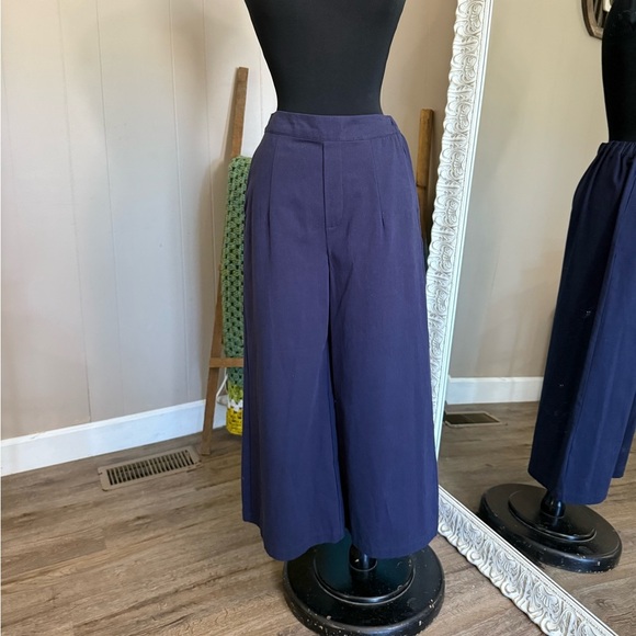 GLG Good Luck Gem • High Waisted Pull On Culotte Pants - Picture 9 of 13